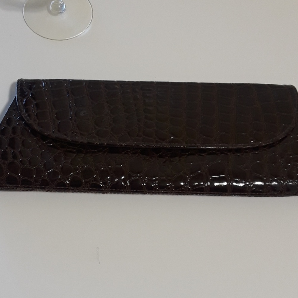 Women's Faux Alligator Handbag Clutch Brown - Picture 1 of 4
